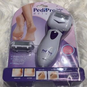 💕PediPro Deluxe Electronic Foot File
Brand New